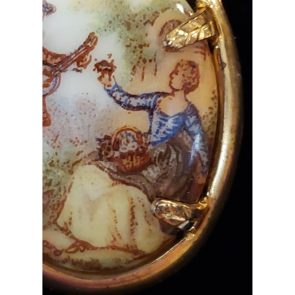 Vintage Unsigned Cabochon Limoges Cameo Portrait Pendant Necklace, Country Scene - Picture 8 of 10